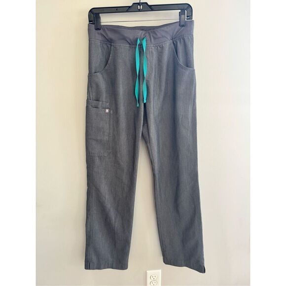 Figs Cade Cargo Scrub Pants Graphite Gray, Women’s S/T - Picture 4 of 9